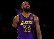 詹姆斯绝杀时刻，独行侠点燃赛场，命运悬念迎来胜利！的简单介绍