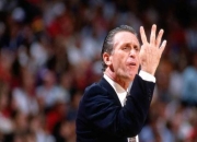 热火陷入低谷，绝杀战胜连败，巴特勒球队命运悬念！